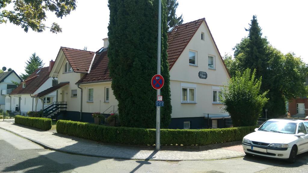 Hotel Bonjour Bad Soden am Taunus Dış mekan fotoğraf