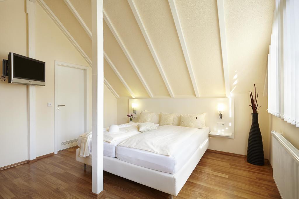 Hotel Bonjour Bad Soden am Taunus Dış mekan fotoğraf