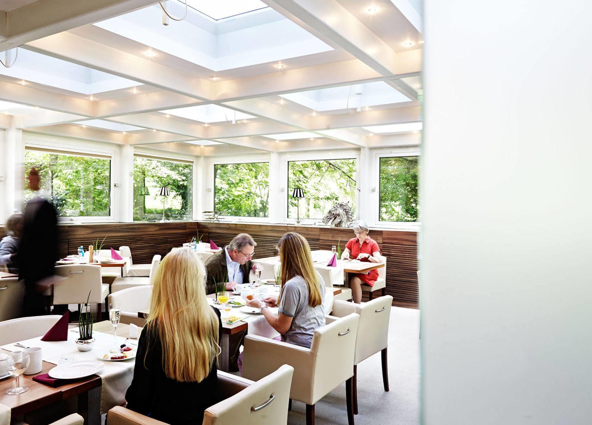 Hotel Bonjour Bad Soden am Taunus Dış mekan fotoğraf